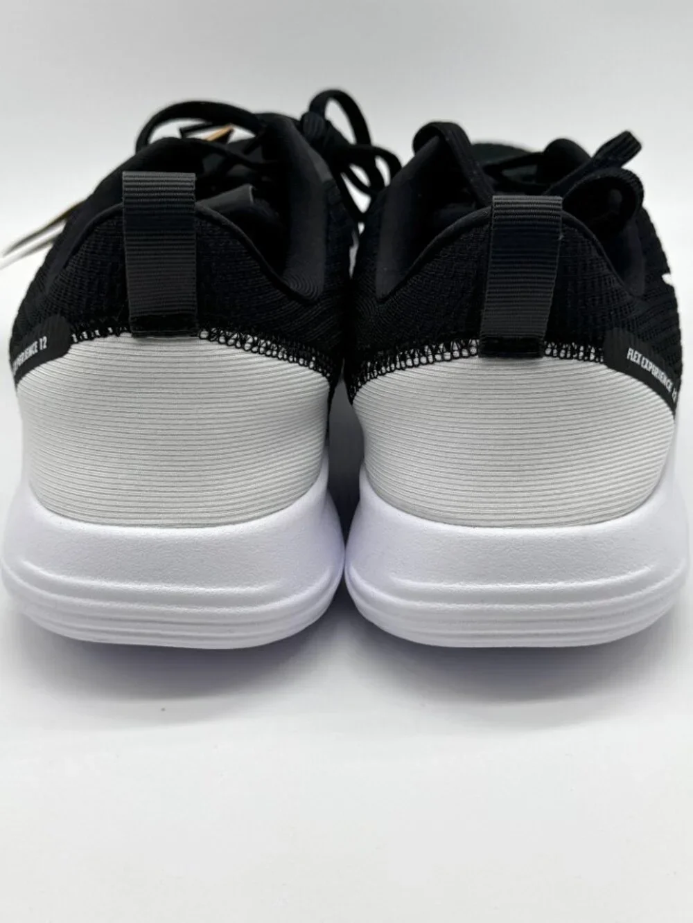 Nike Mens Flex Experience RN 12 Black White Shoes Sz 11 New DV0740-004
